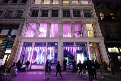 On the eve of New York Fashion Week, a digitally led experiential event was held at Dolby Soho to celebrate the launch of the new MICHAEL Michael Kors Spring 2019 campaign starring Bella Hadid. Spread across multiple exhibit spaces, the event immersed guests in the brand's curated videos, images, and music using Dolby audio and visual technologies.