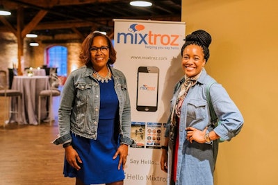 Mixtroz Co-founders, Kerry Schrader and Ashlee Ammons