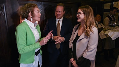 President Kevin O'Keefe (with CBS Sports journalists Lesley Visser, Katherine Acquavella), is an onboard narrator