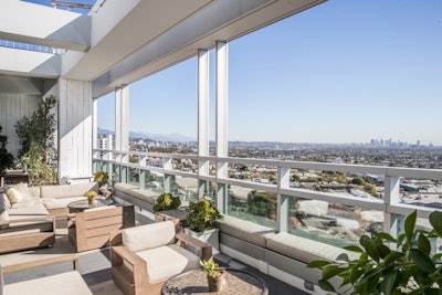Hills Penthouse West Hollywood 6fba