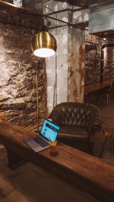 Switchyards Downtown Club 3087