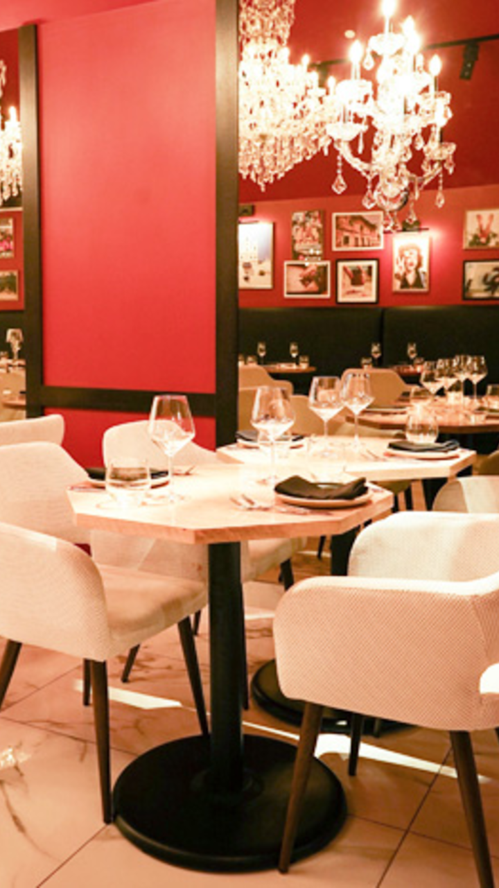 Goa Indian Farm Kitchen joined restaurateur Hemant Bhagwani’s roster of restaurants in December. The restaurant, located in Bayview Village, uses his traditional French style of cooking to showcase Goan-style Indian food. The 1,700-square-foot space uses rich jewel tones, many of which are reflected in the mirrored walls, and displays images Bhagwani has taken of his travels. The restaurant has seating for 40 with an additional 12 on an indoor patio. For receptions, the venue holds 70. Buyouts are available.