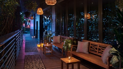 2 Hyde Exterior