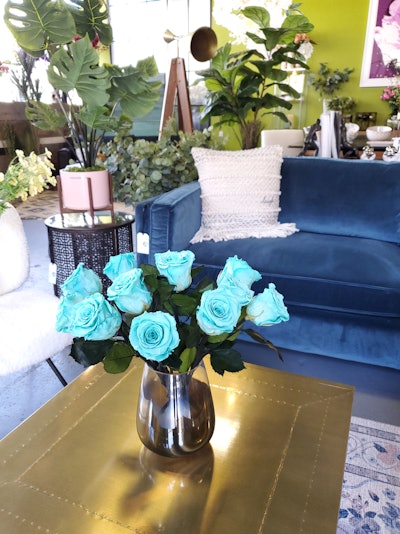 Altered Decor Tiffany Blue Preserved Forever Rose Arrangement