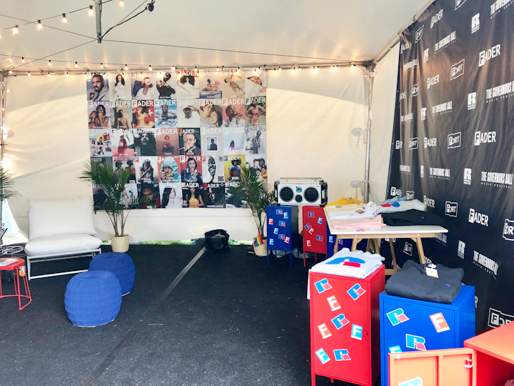 Music publication the Fader partnered with Russell Athletics on a private artists lounge, where talent and media could relax and enjoy swag from both brands. Russell apparel was displayed on vintage-style lockers. A collage of Fader covers served as a photo op.