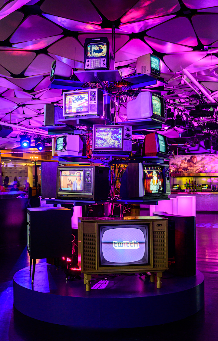 E3 2019 Activations From Fortnite Cyberpunk 2077 Final Fantasy And More Bizbash See more ideas about cyberpunk, spaceship interior, design. e3 2019 activations from fortnite