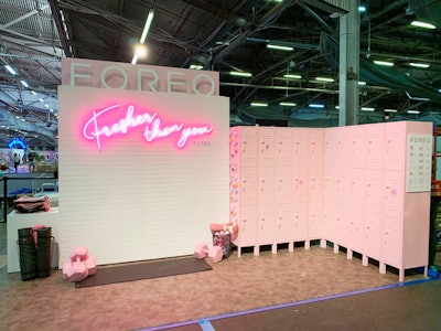 Foreo, the Swedish beauty and wellness brand that makes silicone facial cleansing devices, launched its newest device, Luna 3, at the festival. The booth, produced by Stoelt Productions, featured a circuit-style workout for your face, with each station combining the brand’s devices with correlated face yoga moves. Plus attendees could pose in front of a locker room-inspired photo setup.