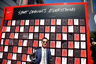 Sponsor Nike asked athletes on the carpet to sign cards describing why sports matter to them. “Sport matters to me because it challenges you, and challenge is something I invite in my life,” wrote Rob Mendez, a high school football coach born without arms or legs who received the night’s Jimmy V Award.