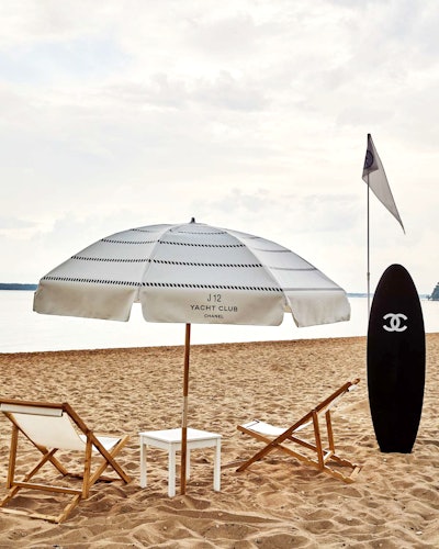 louis vuitton pop up beach