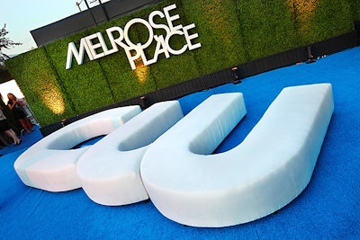 At a CW event in Los Angeles in 2009, a white seating cluster took the form of a CW logo. See more: Prime Real Estate