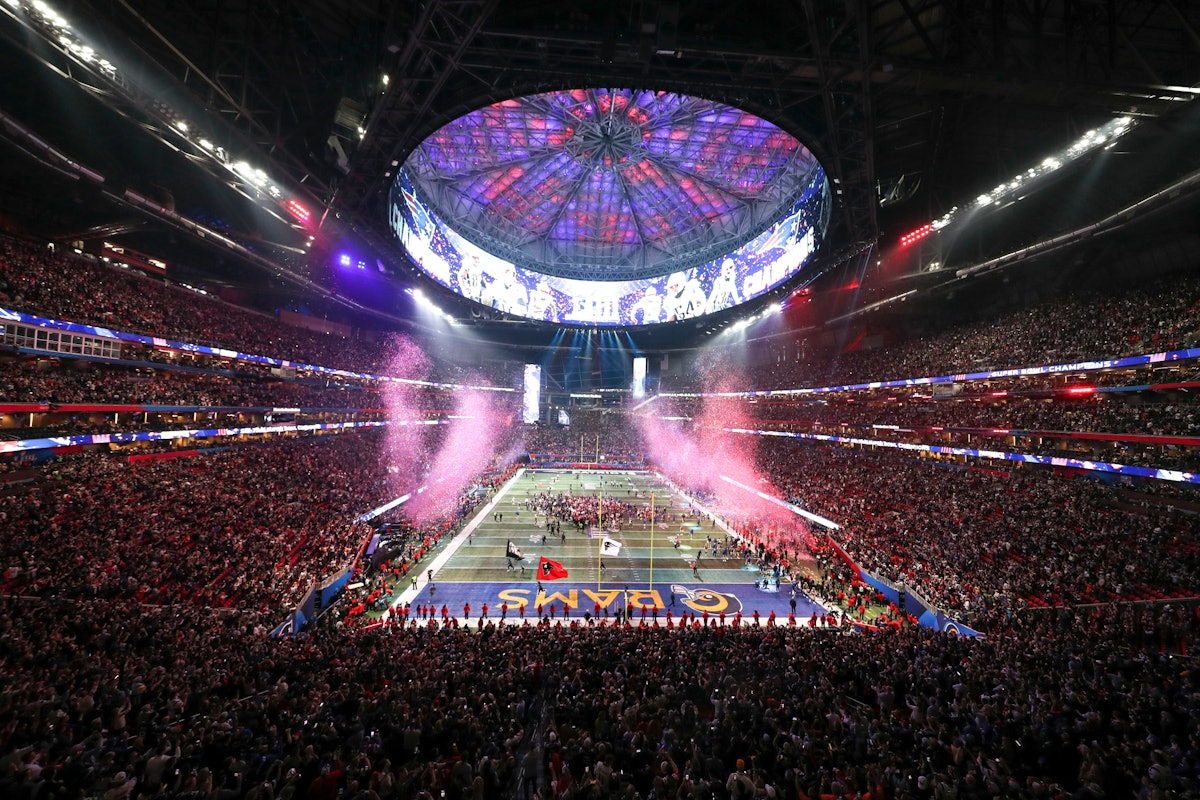 Super Bowl Madness! — MUZIQUE