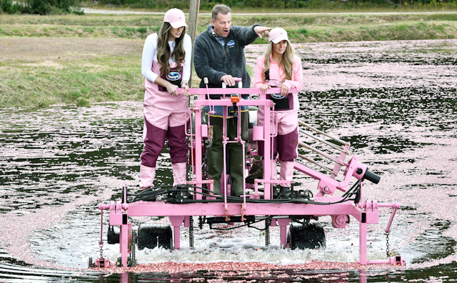 Attendees learned about the cranberry harvesting process from one of Ocean Spray's farmers.