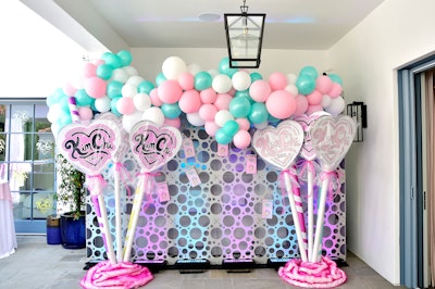 A photo op area was flanked with oversize lollipop props.