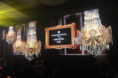 A massive video wall paid tribute to Fellini’s movies with animated grand chandeliers, a Roman Coliseum, characters from his films, stage curtains that opened and closed, and other animations.