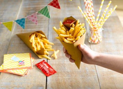 Black Paper Cones with Built in Dipping Sauce Compartment