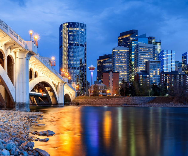 Yycxa Attraction Downtown 4745 Hor Clsc