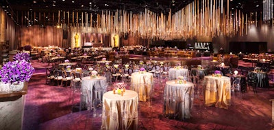 Sequoia Productions also focused on the ceiling for the Academy of Motion Picture Arts & Science’s official Oscars after-party. A floating ceiling display was made from 2,000 tubes of light, all constructed from recycled materials in varying finishes and textures. Eighty individual strings of Edison incandescent light bulbs added to the lighting design.