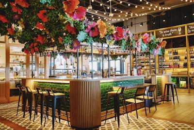 To celebrate the spring season, Eataly LA has opened a pop-up bar dubbed Bar Fiorito. Located inside the venue's La Pizza & La Pasta restaurant, the bar is inspired by Italian spring flower fields and offers a selection of spritz cocktails and mocktails, plus Italian Aperitivo bites.