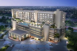 Hilton Aventura Miami - By Night