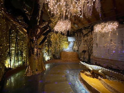 Bling Bayou Room