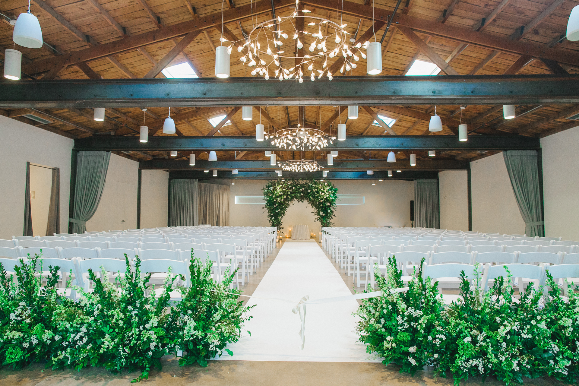 1 Ceremony In The Rafters Andrew Jade Photography