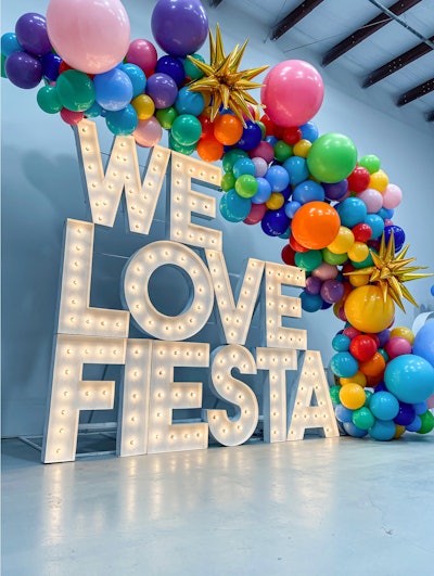 San Antonio-based Liz's Beautiful Events showed off its marquee letter rentals paired with the biz’s signature larger-than-life balloon displays.