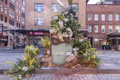 Twenty five floral plinth installations adorned the streets including this one from Starbucks Reserve Roastery, designed by Cape Lily.
