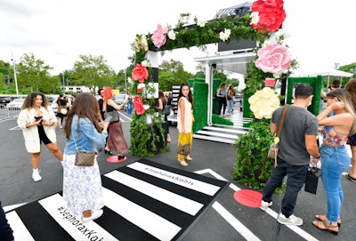To celebrate the launch of Sephora at Kohl’s in more than 200 stores across the U.S., design and production agency TH Experiential created a mobile-first activation in the form of an outdoor beauty maze, marking Sephora’s first in-person event since the pandemic.