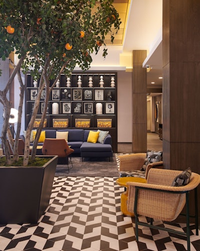 Hampton Inn & Suites by Hilton Los Angeles/Sherman Oaks