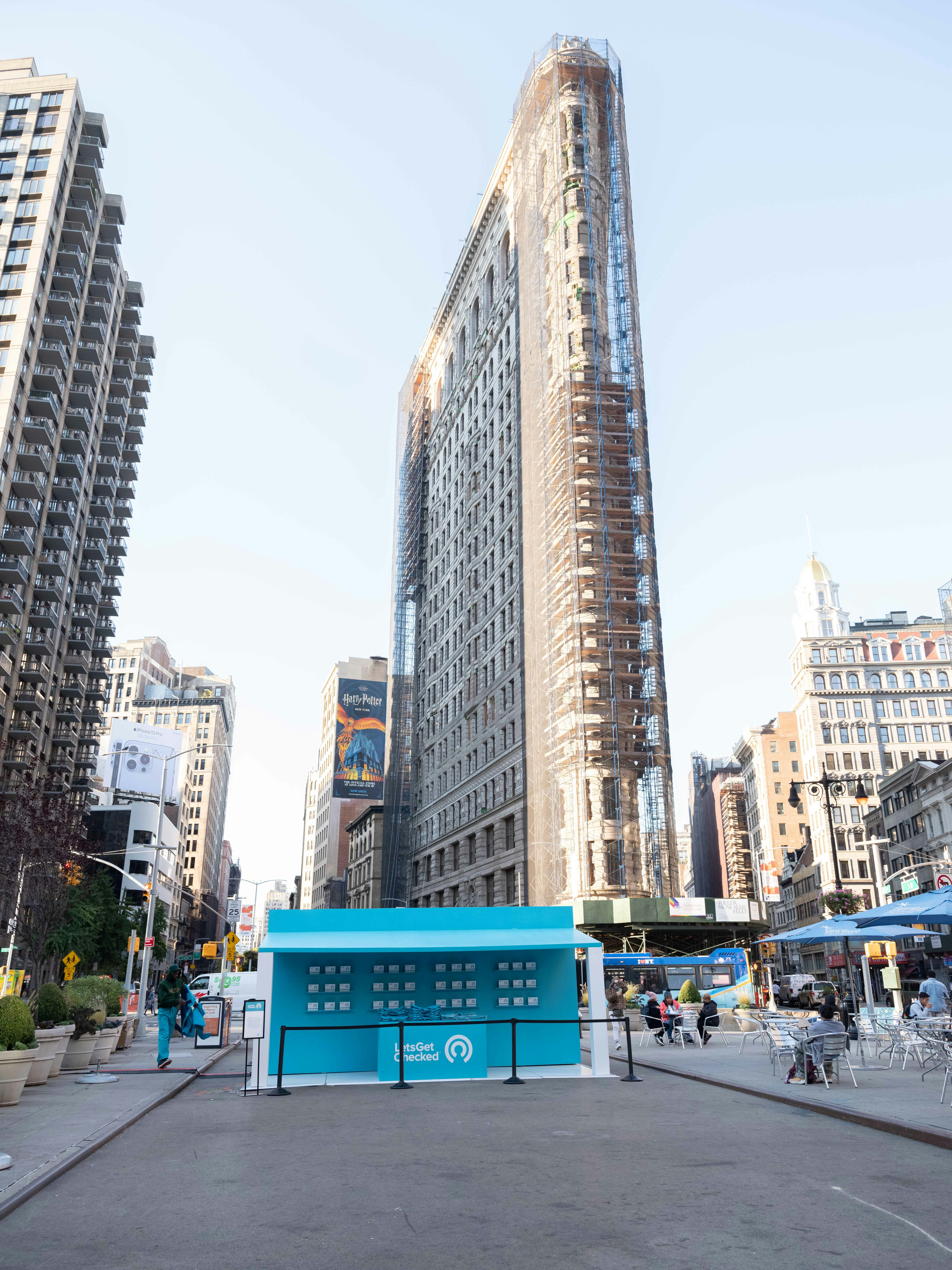 How A Uterus Shaped Vending Machine From The Pill Club Was Actually An How A Uterus Shaped Vending Machine From The Pill Club Was Actually An