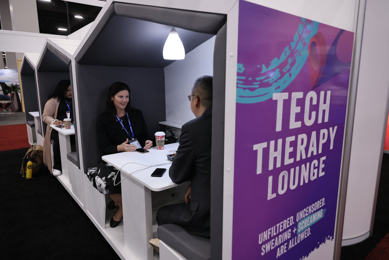 IMEX America Tech Therapy Lounge
