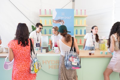 Colored in pastels, Waterdrop presented a “hydration station” where festivalgoers sampled the Microdrink varieties, along with single-pack, grab-and-go product samples.