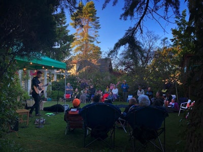 The.Victoria.House offers a lawn and garden space for performances.