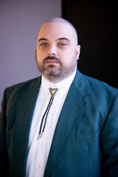 Thomas Whelan Green Coat (bolo)