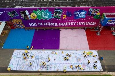 World's Largest Coloring Page at Crayola IDEAworks