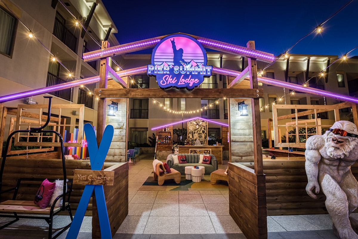 Get into the holiday spirit with these local pop-up bars - FTWtoday