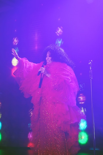 Following the three-course dinner, the legendary Diana Ross headlined the Ball with a set of timeless classics, including several of her favorites from her time with The Supremes.