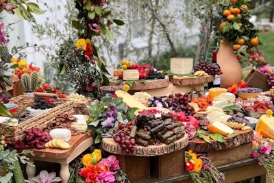 Grazing Table at Events: Inspiration and Tips