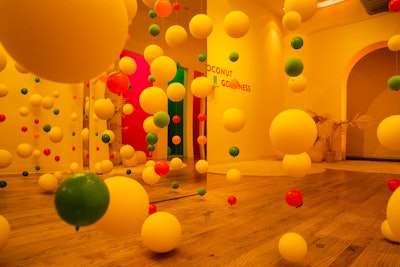 A yellow room, inspired by the flavor lemon ginger, had a hanging installation of balls on strings that offered popular Instagram fodder. Additional photo ops included three different “changing rooms” with mirrors that displayed confidence-building and on-theme tag lines such as “I’m full of flavor” and “I’m popping.”