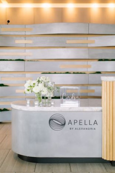 Apella Lounge
