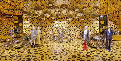 Yayoi Kusama and Louis Vuitton: the best of street marketing