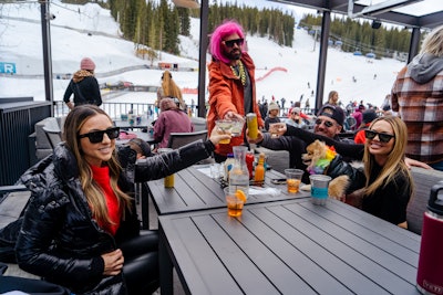 Best Spring Retreats | BizBash Groups Town Ski for Corporate