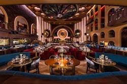 Queen Restaurant & Lounge