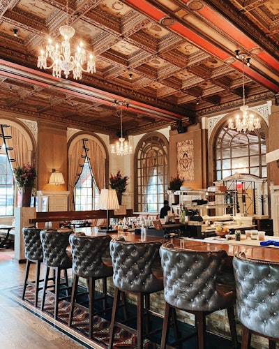 How This Luxury Hotel Rescued Nearly 800 Meals from Landfills