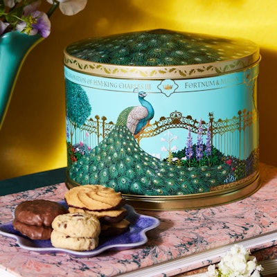 Fortnum commissioned artists Lucy Morrish and Jethro Buck to create the artwork featured on the collection’s packaging. Both artists took inspiration from the iconography of royal pageants and ceremonies to decorate the commemorative tins and teaware with an array of animals from Commonwealth nations.