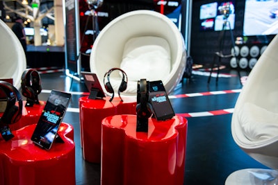 The interactive, content-ready space featured Spotify listening pods prepped with drivers’ playlists alongside “slot racing” and a race viewing lounge. ESPN partnered with music star Gryffin to curate the musical experiences.