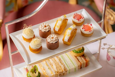 In addition to recreating Messel’s lavish decorations, the hotel served a decadent coronation-themed afternoon tea. Created by executive pastry chef Michael Kwan, the celebratory tea featured a selection of delicate cakes, sandwiches, and English sparkling wine.