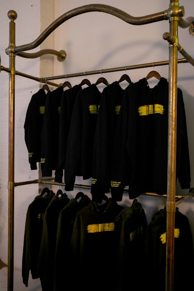 American Express card members were also able to purchase an exclusive hooded sweatshirt co-branded with “The Subtract Pop-Up Experience” and personalized with the city they visited.