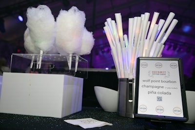 During the concert, guests enjoyed cotton candy from Spin-Spun. Flavors included Bourbon and Champagne, and the cotton-candy sticks were embedded with glowing lights.