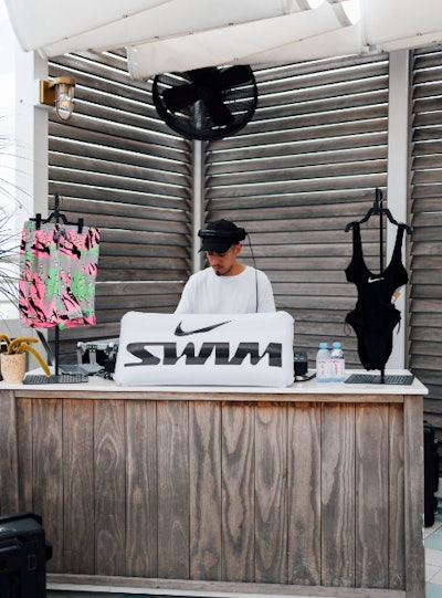 Once at the Esmé rooftop, participants enjoyed a leisurely poolside party exhibiting Nike swimwear and featuring provisions by NOCCO and Jo Malone London.